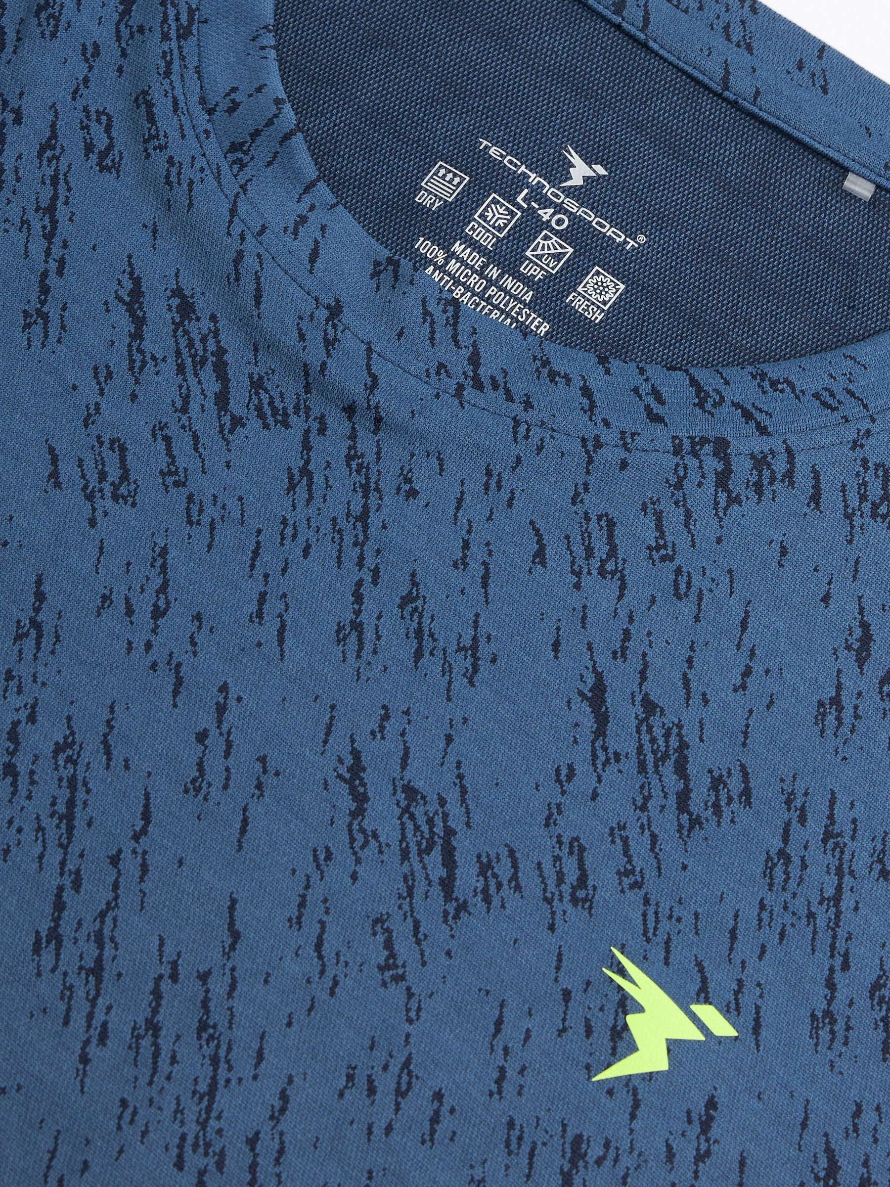 Men Jacquard Slim Fit Crew Neck T-shirt with DOUBLE COOL - Image 9