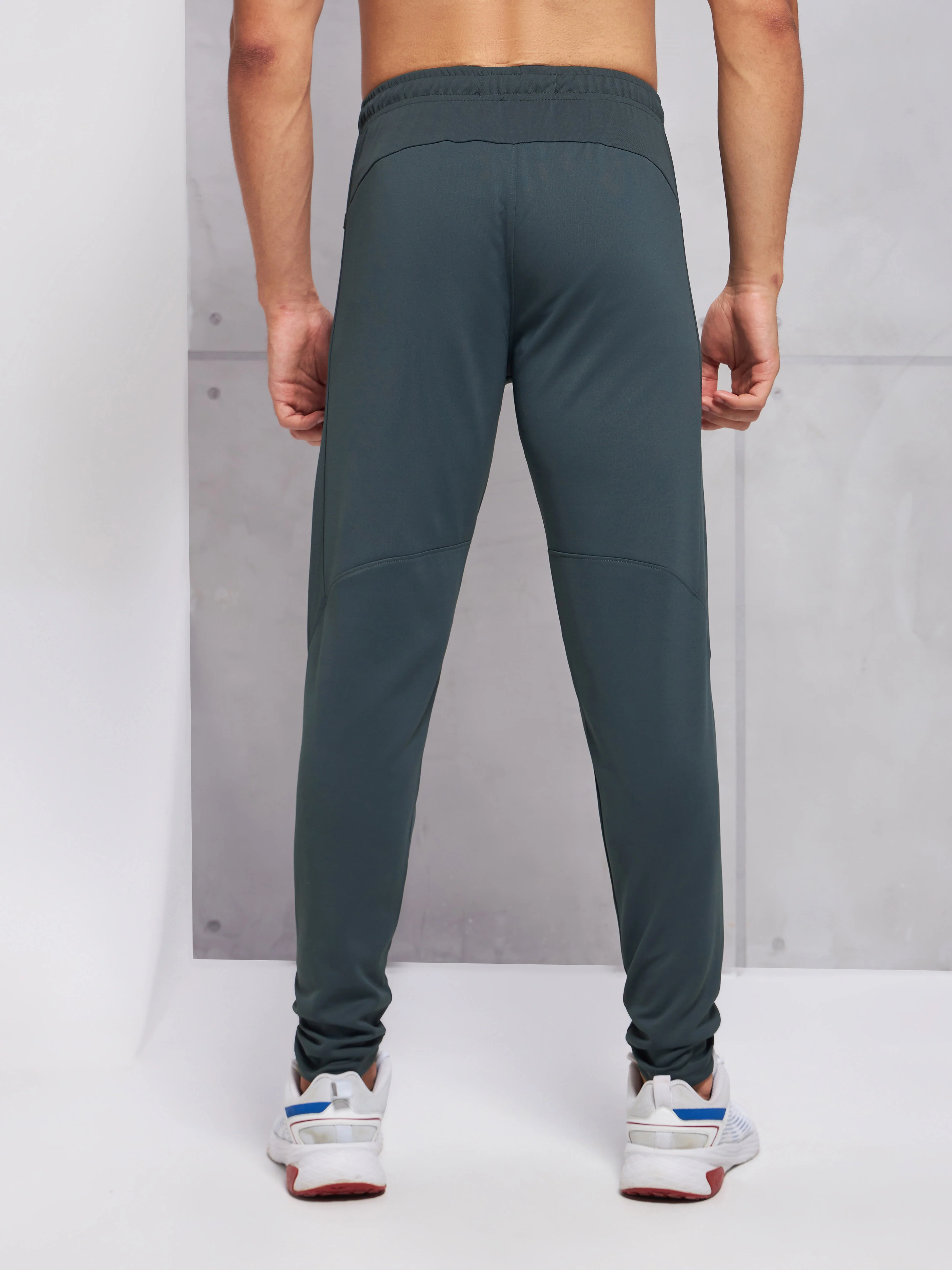 Men Solid Slim Fit Trackpants with TECHNO DRY - Image 3