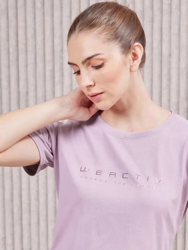 Women Printed Boxy Fit Crew Neck Crop Top with VENTMESH - Image 6