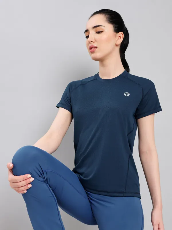 Women Solid Slim Fit Crew Neck T-shirt with TECHNO COOL+ - Image 2