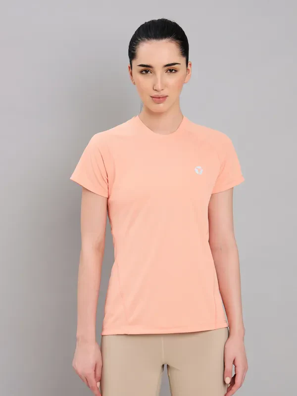 Women Solid Slim Fit Crew Neck T-shirt with TECHNO COOL+