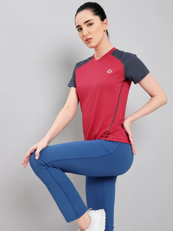 Women Colorblock Slim Fit Crew Neck T-shirt with TECHNO COOL+ - Image 3