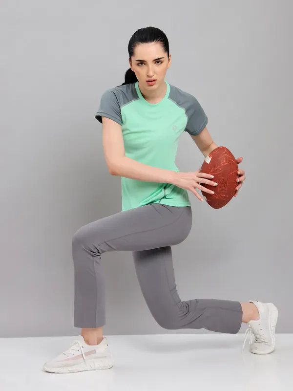 Women Colorblock Slim Fit Crew Neck T-shirt with TECHNO COOL+ - Image 5