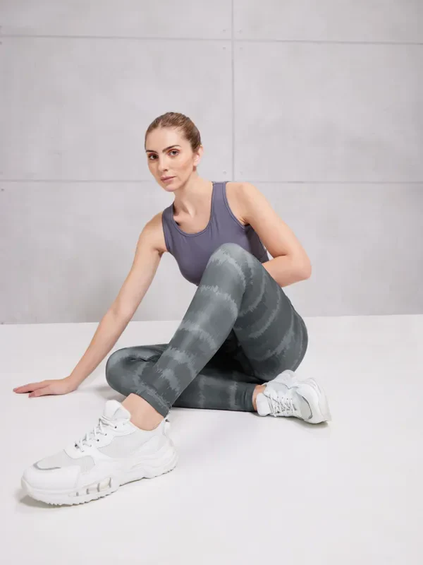 Women Printed Slim Fit Tights with ELASTO PLUS - Image 9