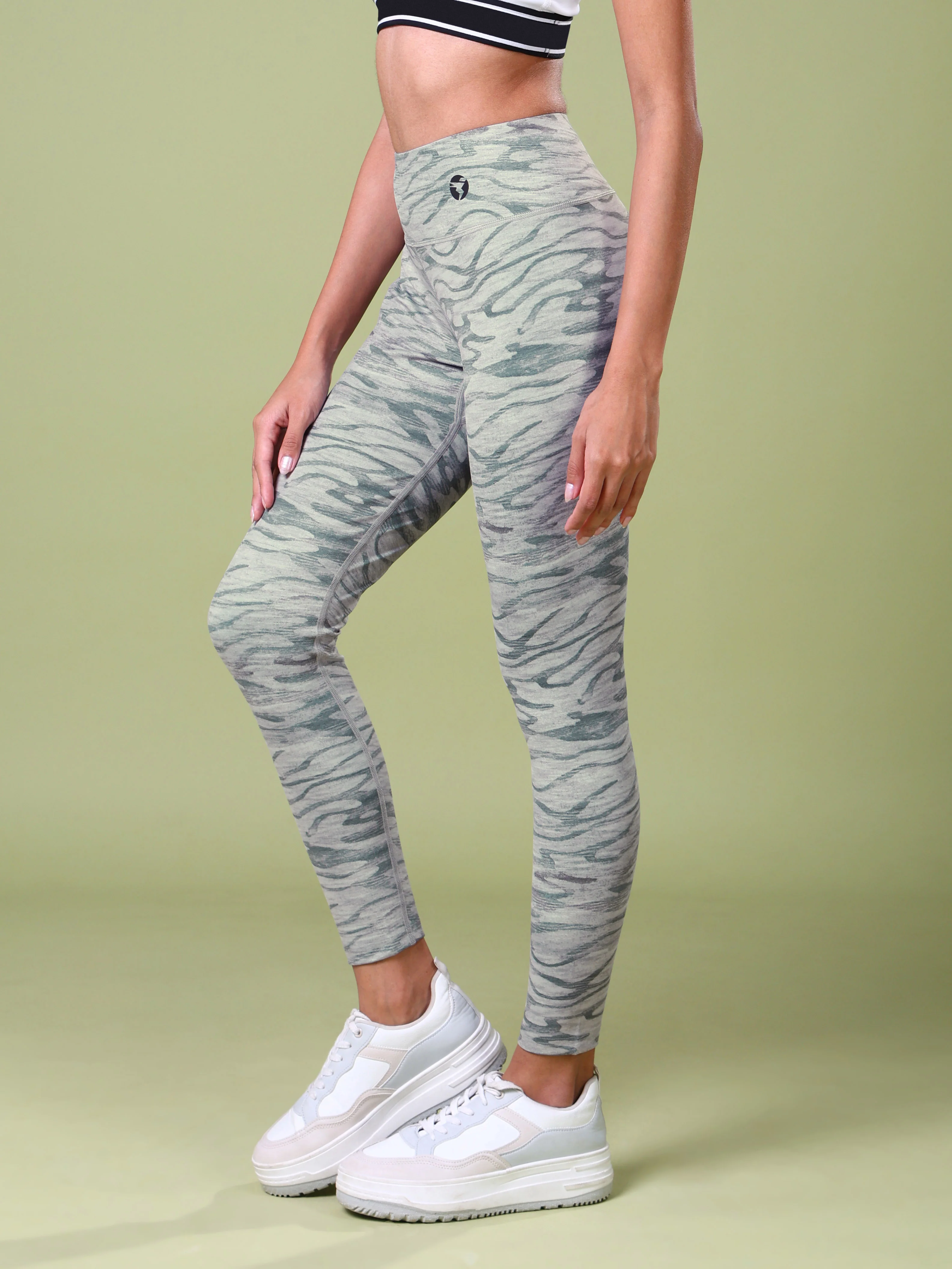 Women Printed Slim Fit Tights with ELASTO PLUS - Image 4