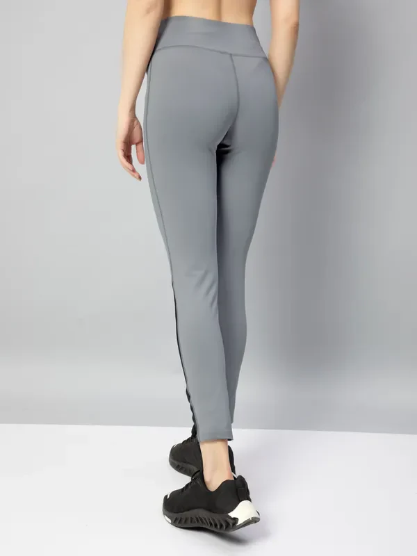 Women Solid Slim Fit Tights with ELASTO PLUS - Image 3