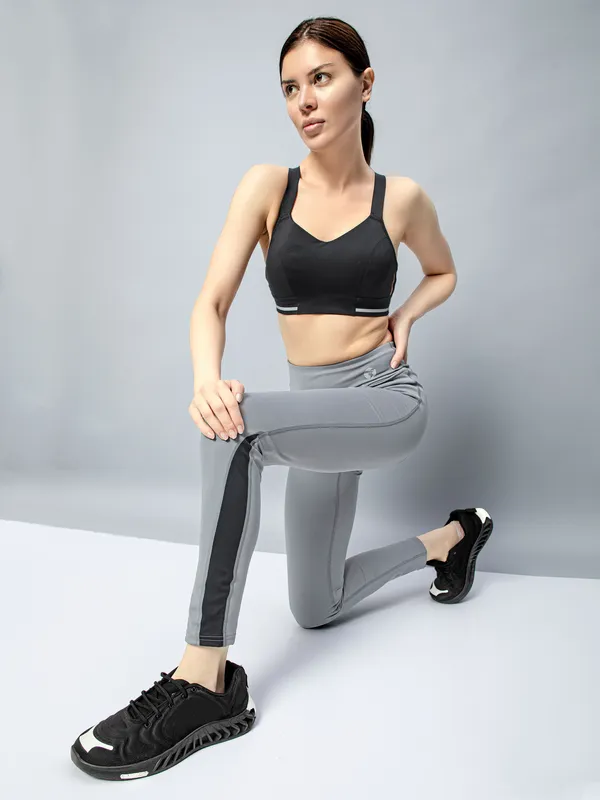 Women Solid Slim Fit Tights with ELASTO PLUS - Image 5