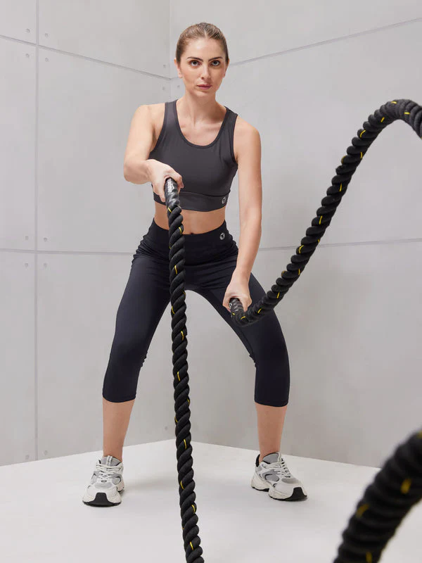 Women Solid Slim Fit Scoop Neck Sports Bra with ELASTO PLUS - Image 5