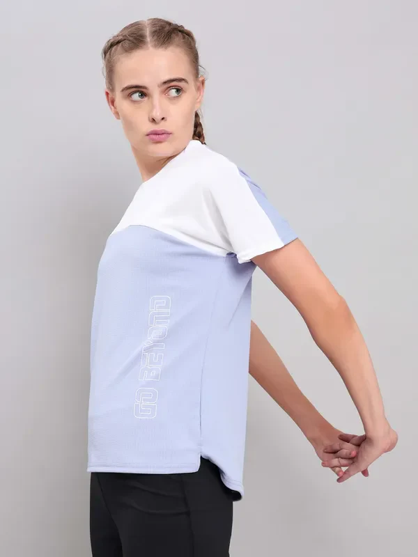 Women Colorblock Slim Fit Crew Neck T-shirt with TECHNO COOL+ - Image 3
