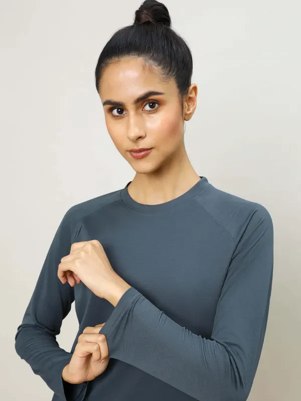 Women Solid Slim Fit Crew Neck T-shirt with TECHNO COOL+ - Image 8