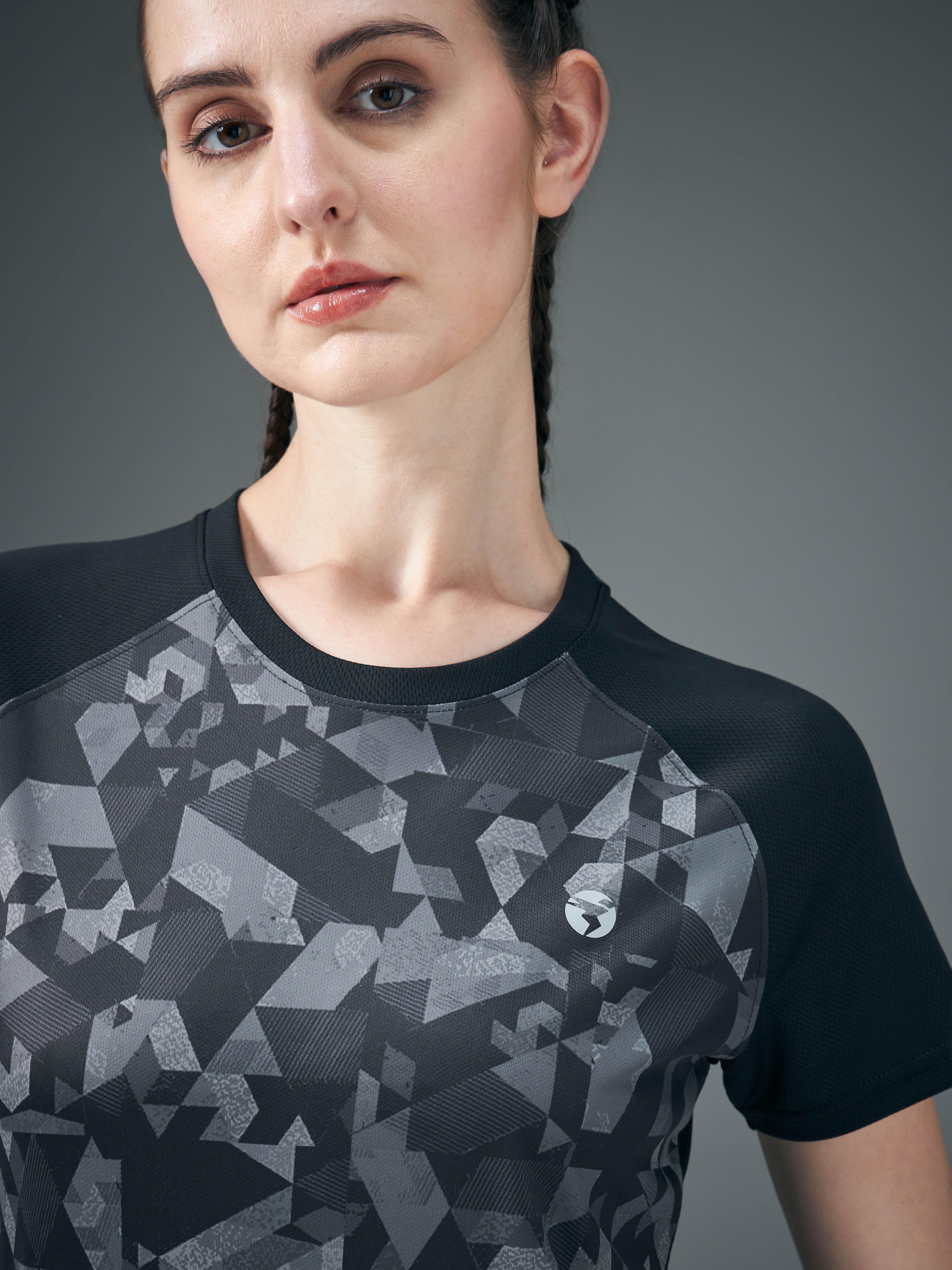 Women Abstract Print Slim Fit Crew Neck T-shirt with TECHNO COOL+ - Image 6