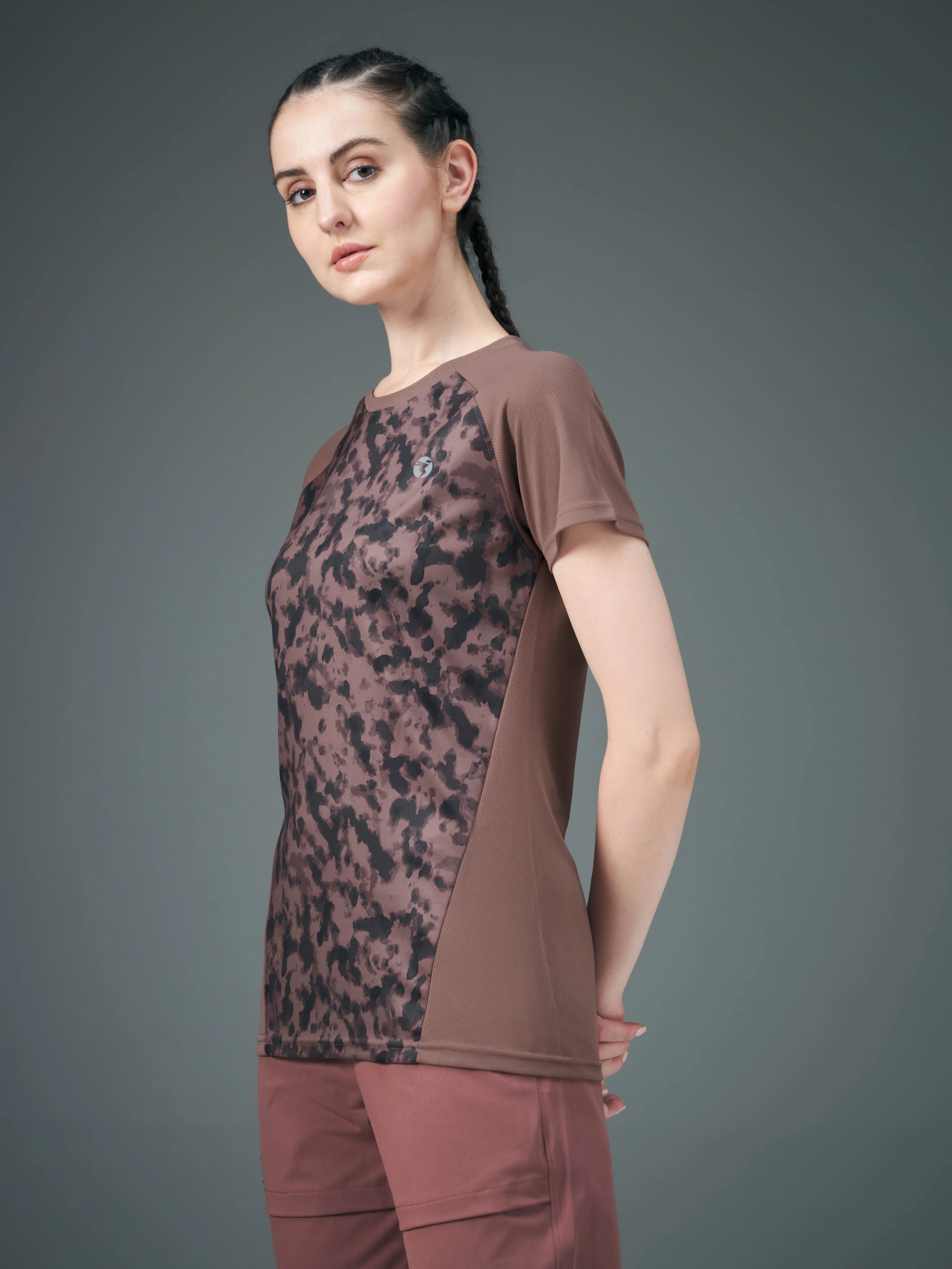 Women Abstract Print Slim Fit Crew Neck T-shirt with TECHNO COOL+ - Image 4