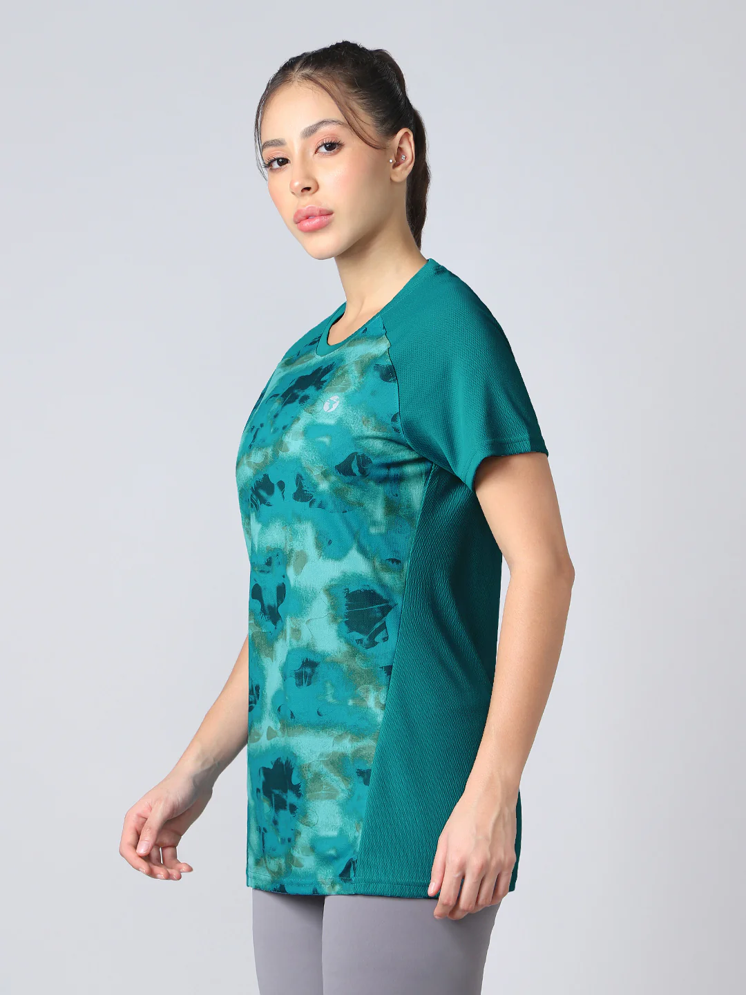 Women Abstract Print Slim Fit Crew Neck T-shirt with TECHNO COOL+ - Image 4