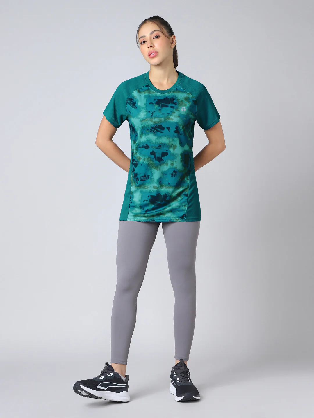 Women Abstract Print Slim Fit Crew Neck T-shirt with TECHNO COOL+ - Image 5