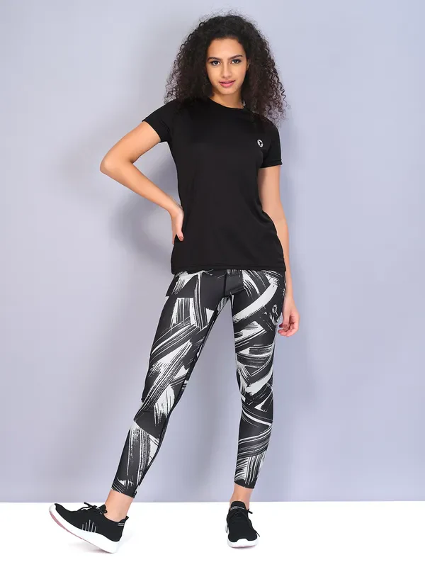 Women Solid Slim Fit Crew Neck T-shirt with TECHNO COOL - Image 5