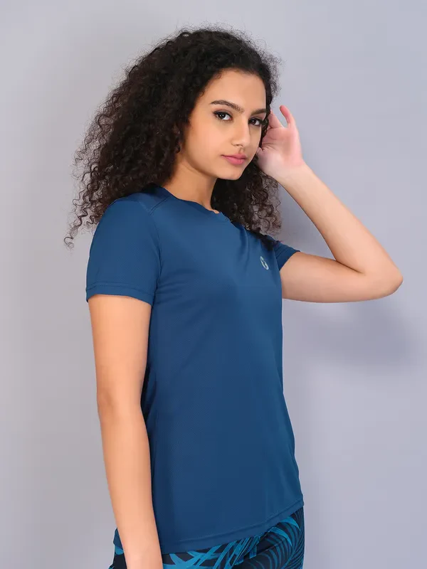 Women Solid Slim Fit Crew Neck T-shirt with TECHNO COOL - Image 6