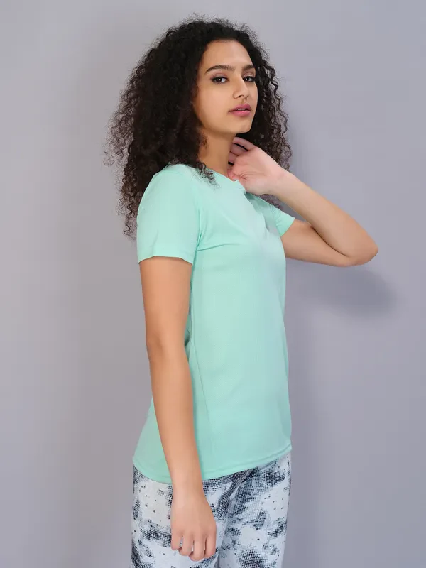 Women Solid Slim Fit Crew Neck T-shirt with TECHNO COOL - Image 4