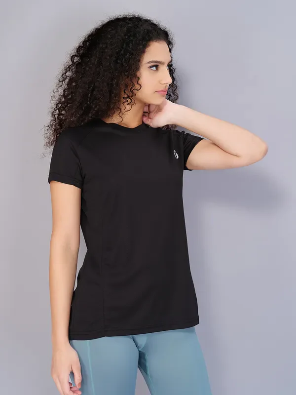 Women Solid Slim Fit Crew Neck T-shirt with TECHNO COOL - Image 4