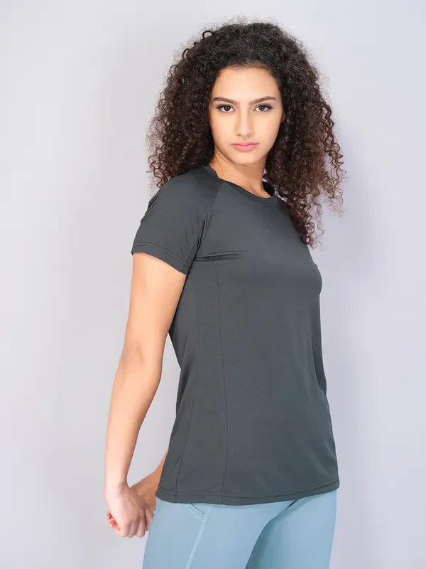 Women Solid Slim Fit Crew Neck T-shirt with TECHNO COOL - Image 4