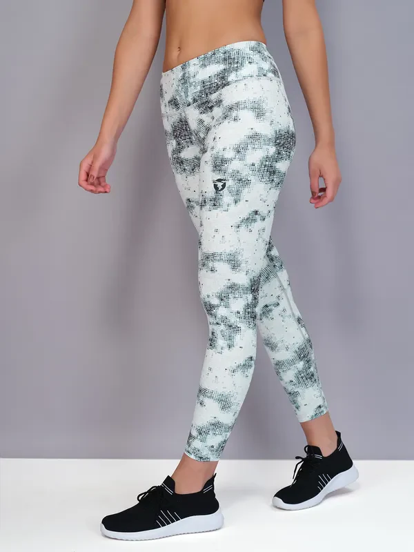 Women Printed Slim Fit Tights with TECHNO COOL - Image 4