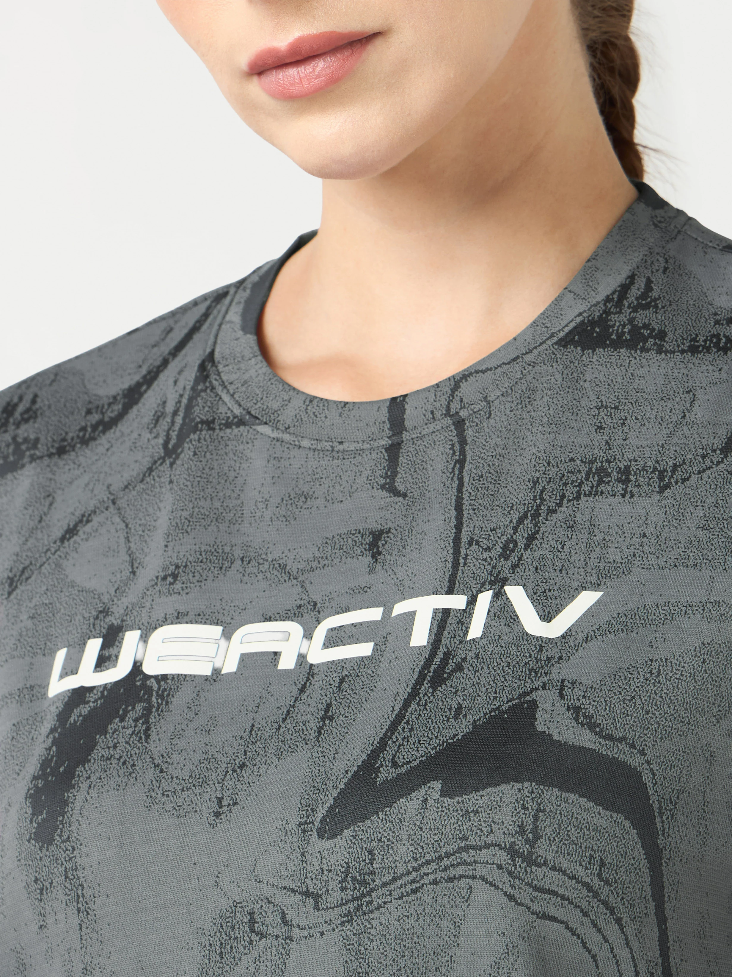 Women Jacquard Boxy Fit Round Neck T-shirt with DOUBLE COOL - Image 6