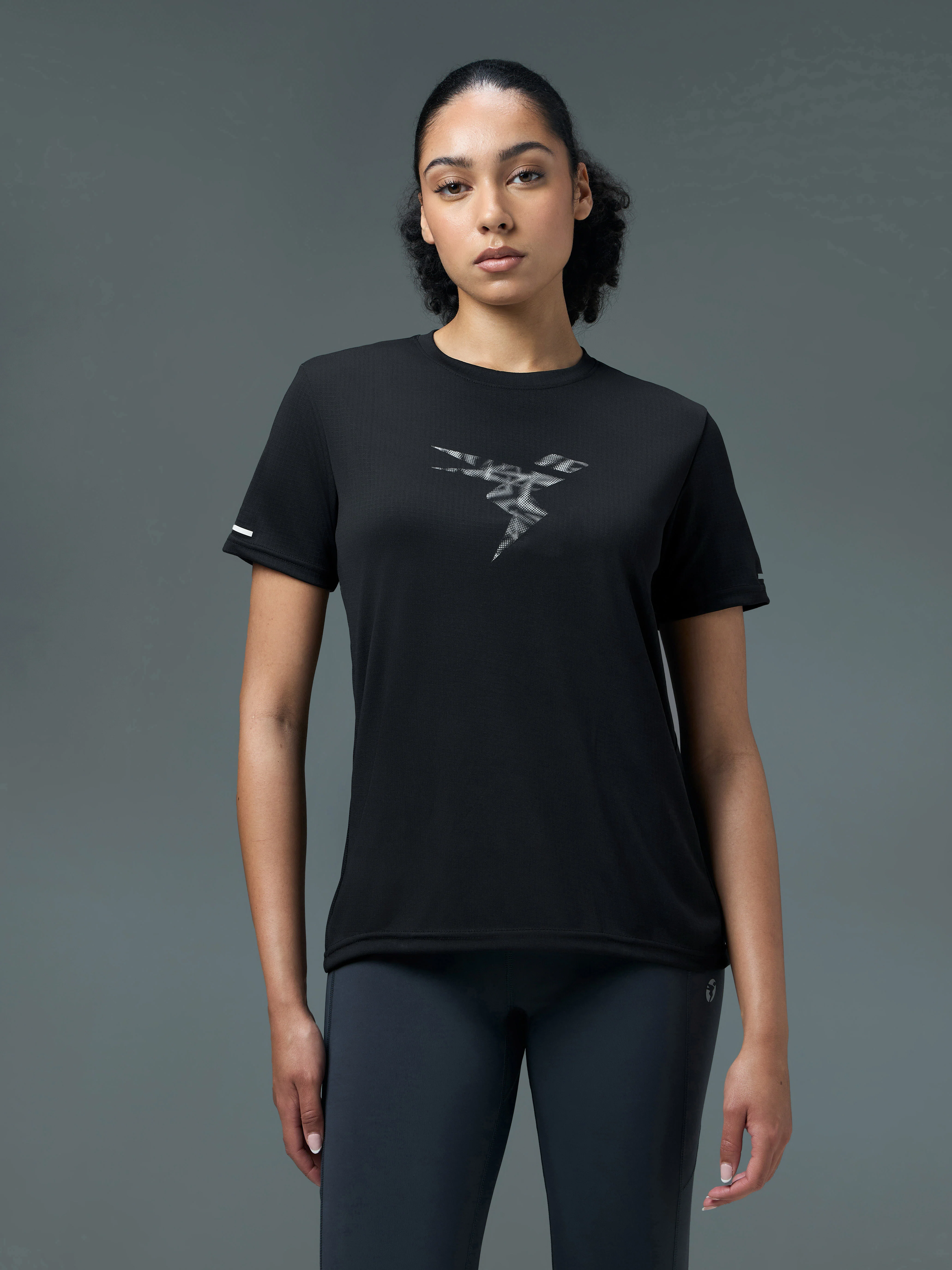 Women Printed Regular Fit Round Neck Sports Tee with TECHNOCOOL+ - Image 2