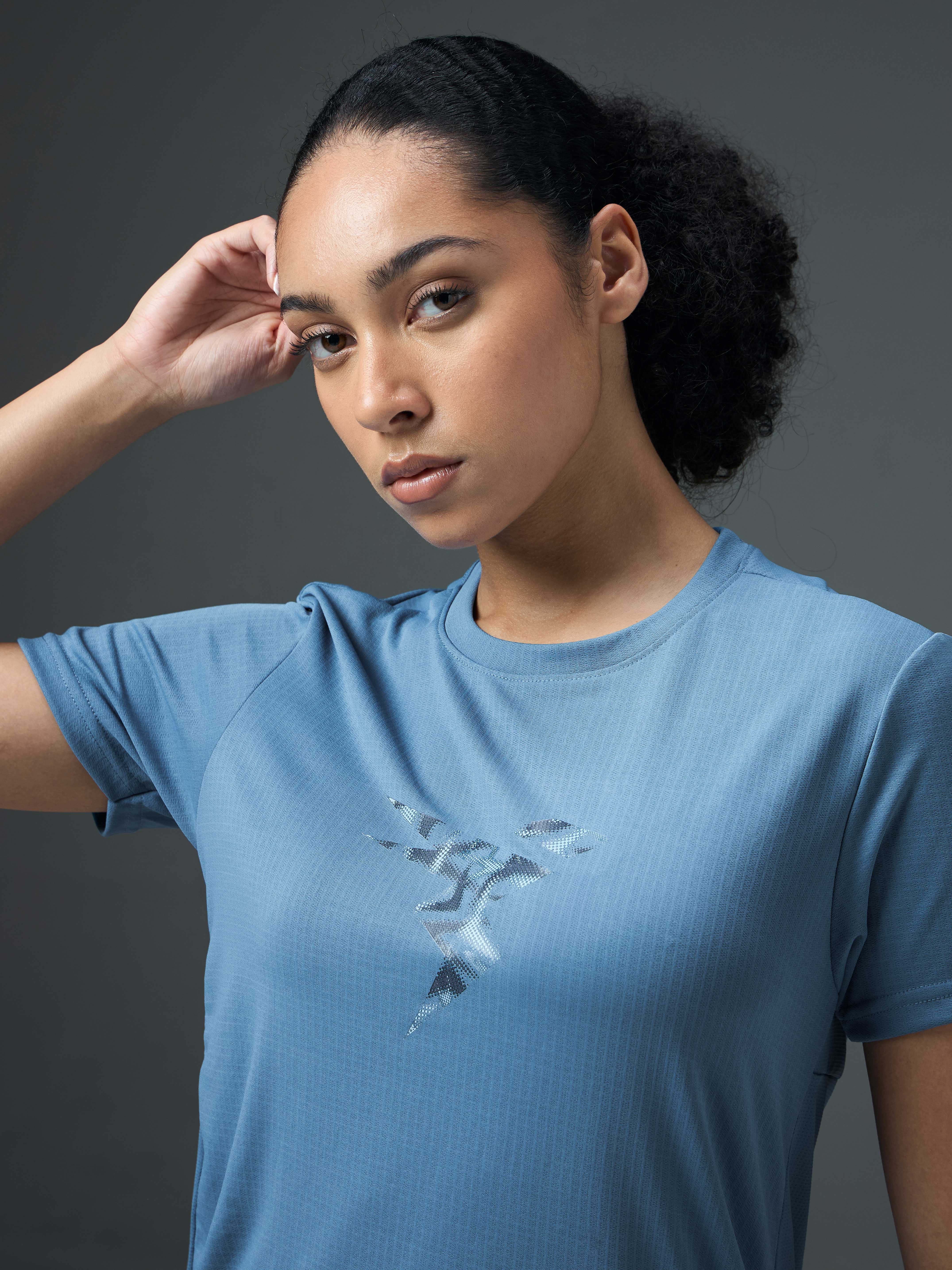 Women Printed Regular Fit Round Neck Sports Tee with TECHNOCOOL+ - Image 6