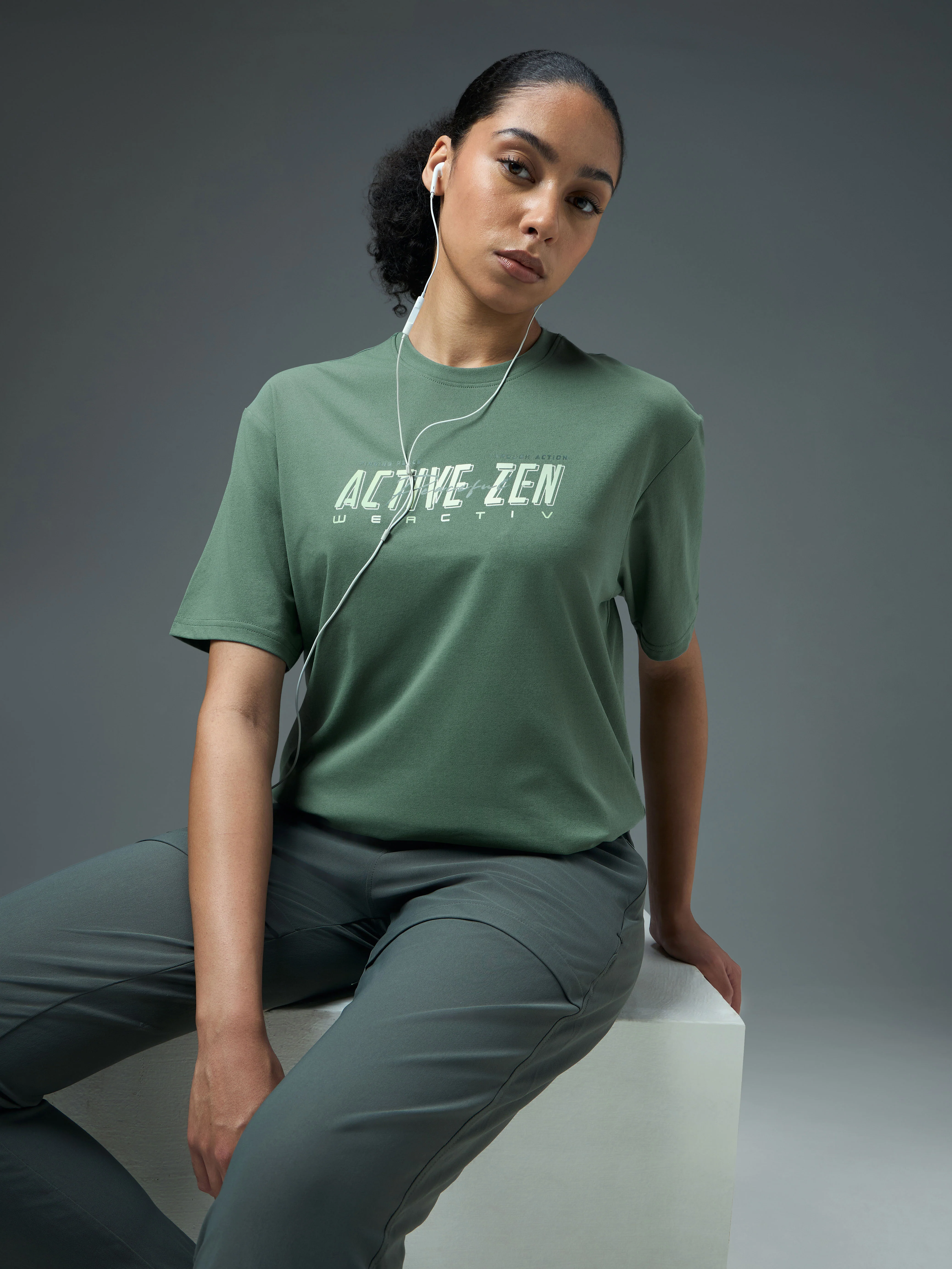 Women Printed Regular Fit Round Neck T-shirt with COTFLEX