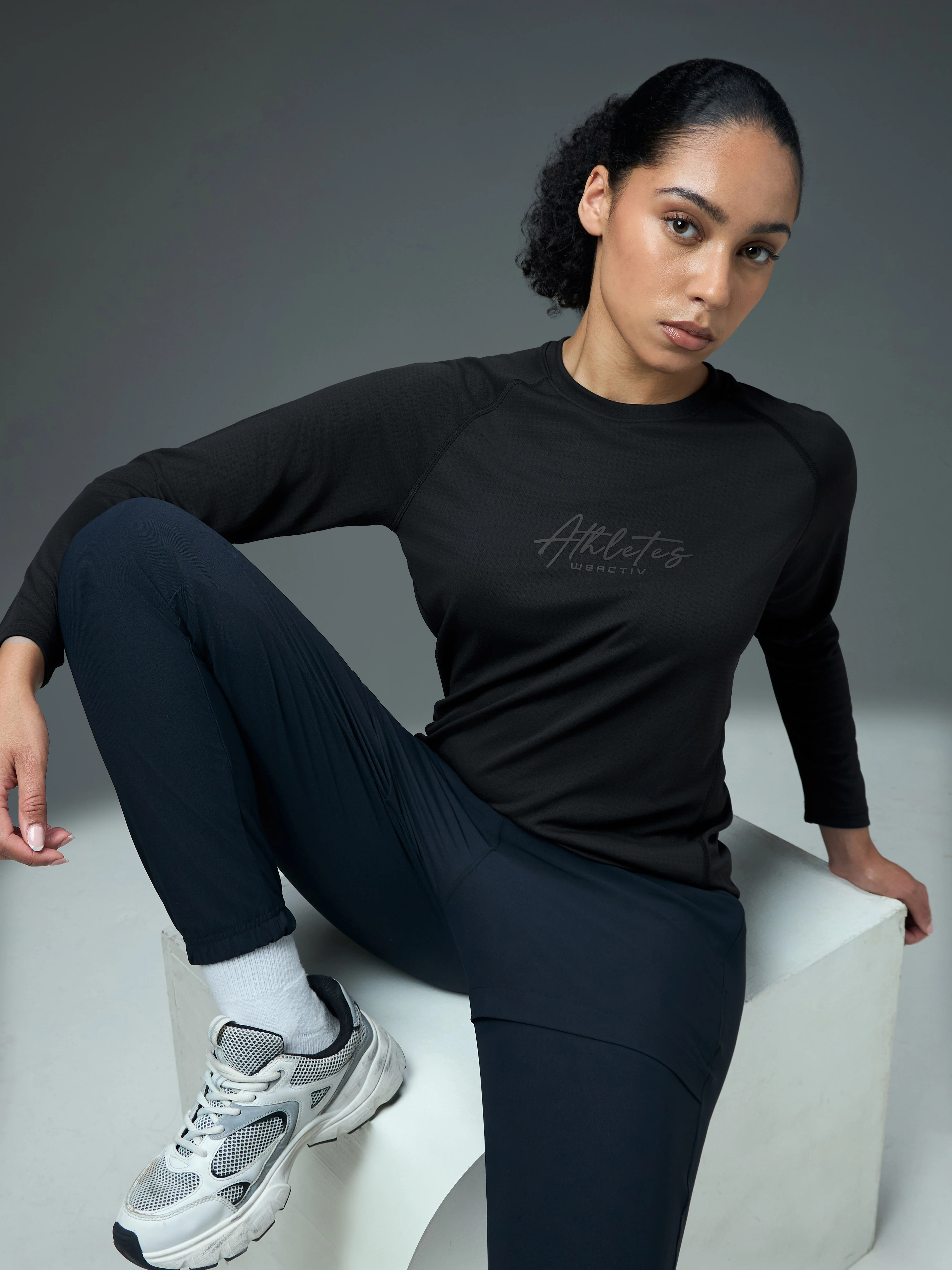Women Printed Slim Fit Round Neck Sports Tee for Yoga & Fitness with TECHNOCOOL+ - Image 4
