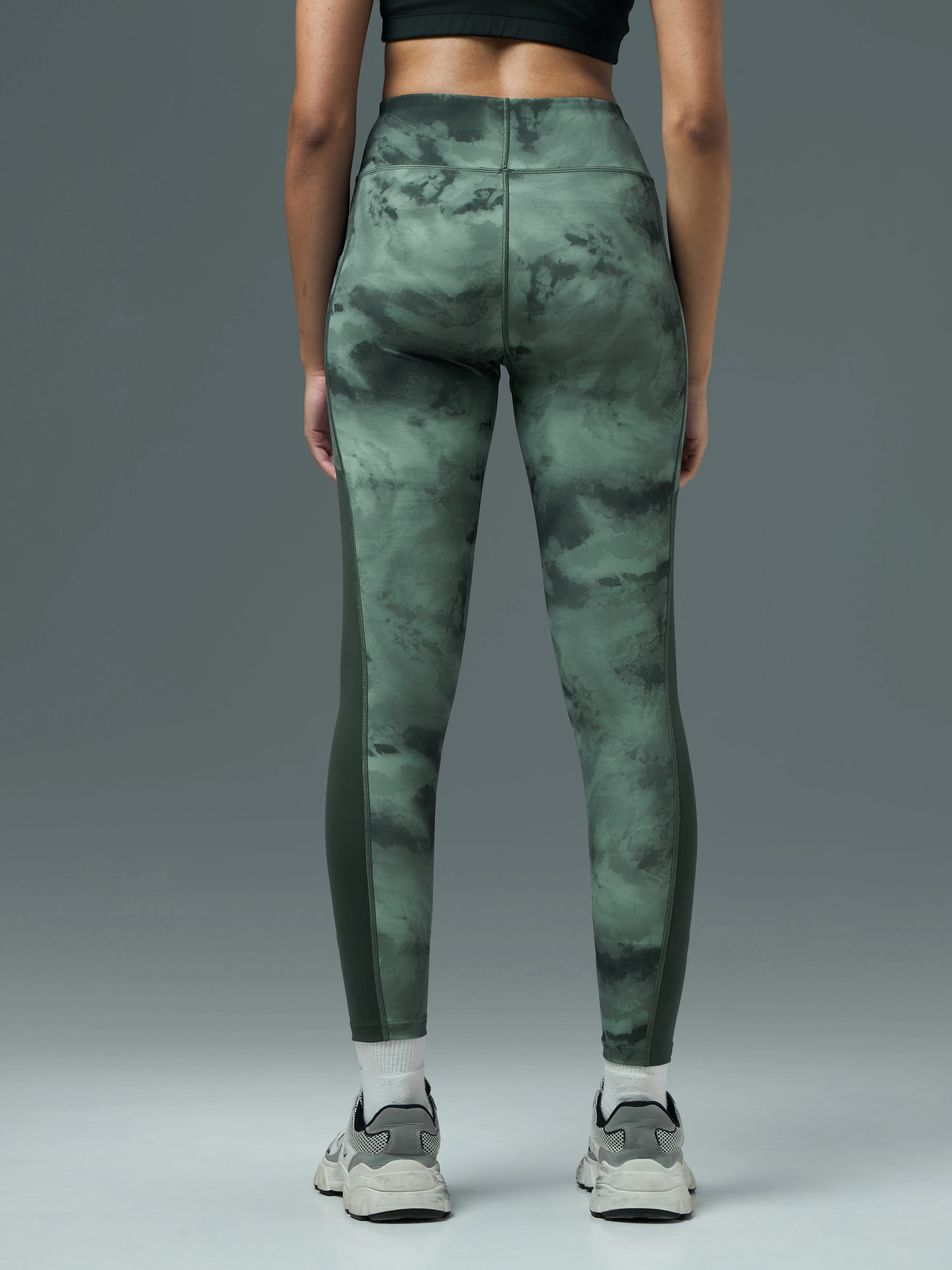 Women Printed Slim Fit Tights with ELASTO PLUS - Image 3
