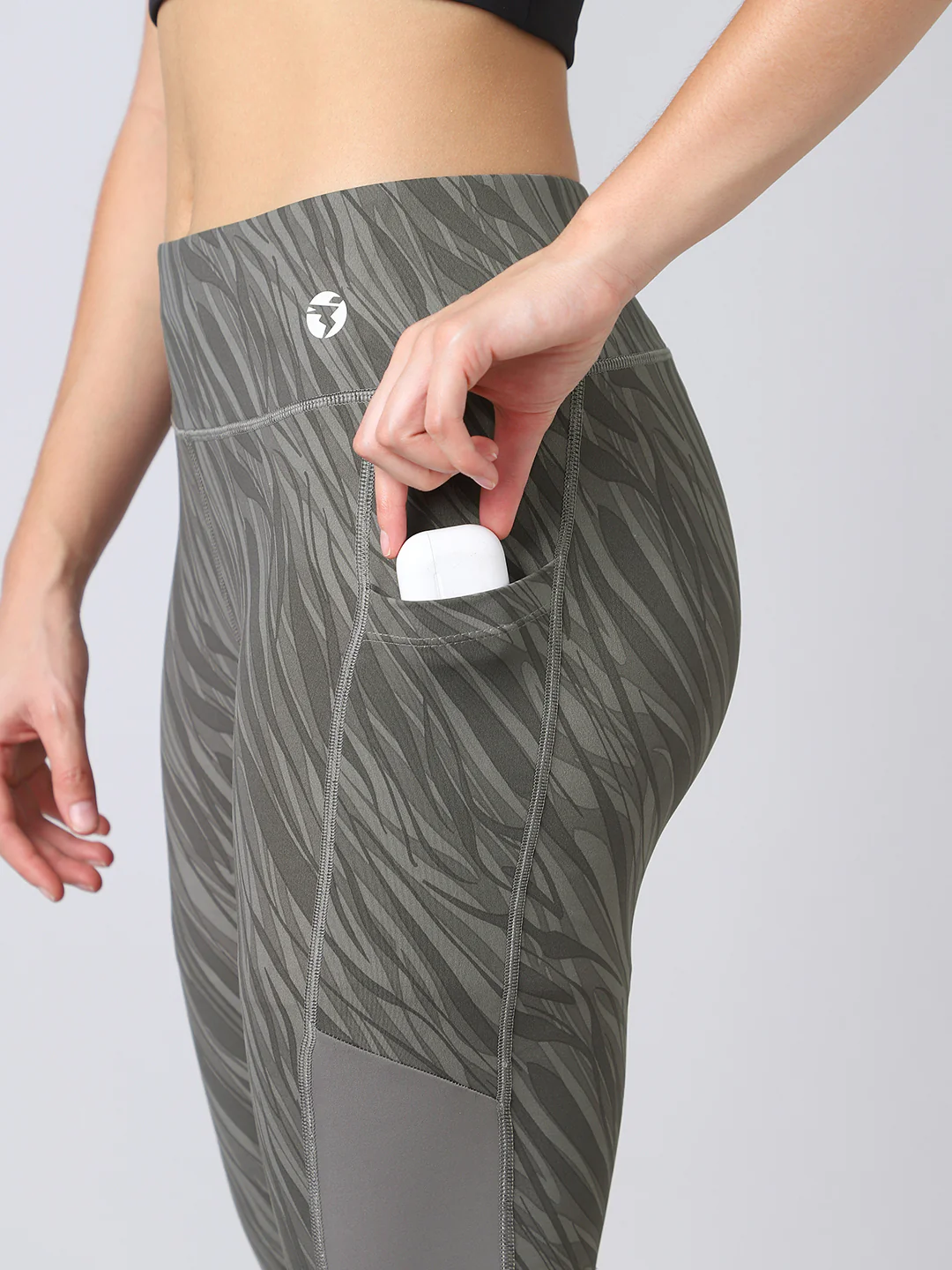 Women Printed Slim Fit Tights with ELASTO PLUS - Image 9