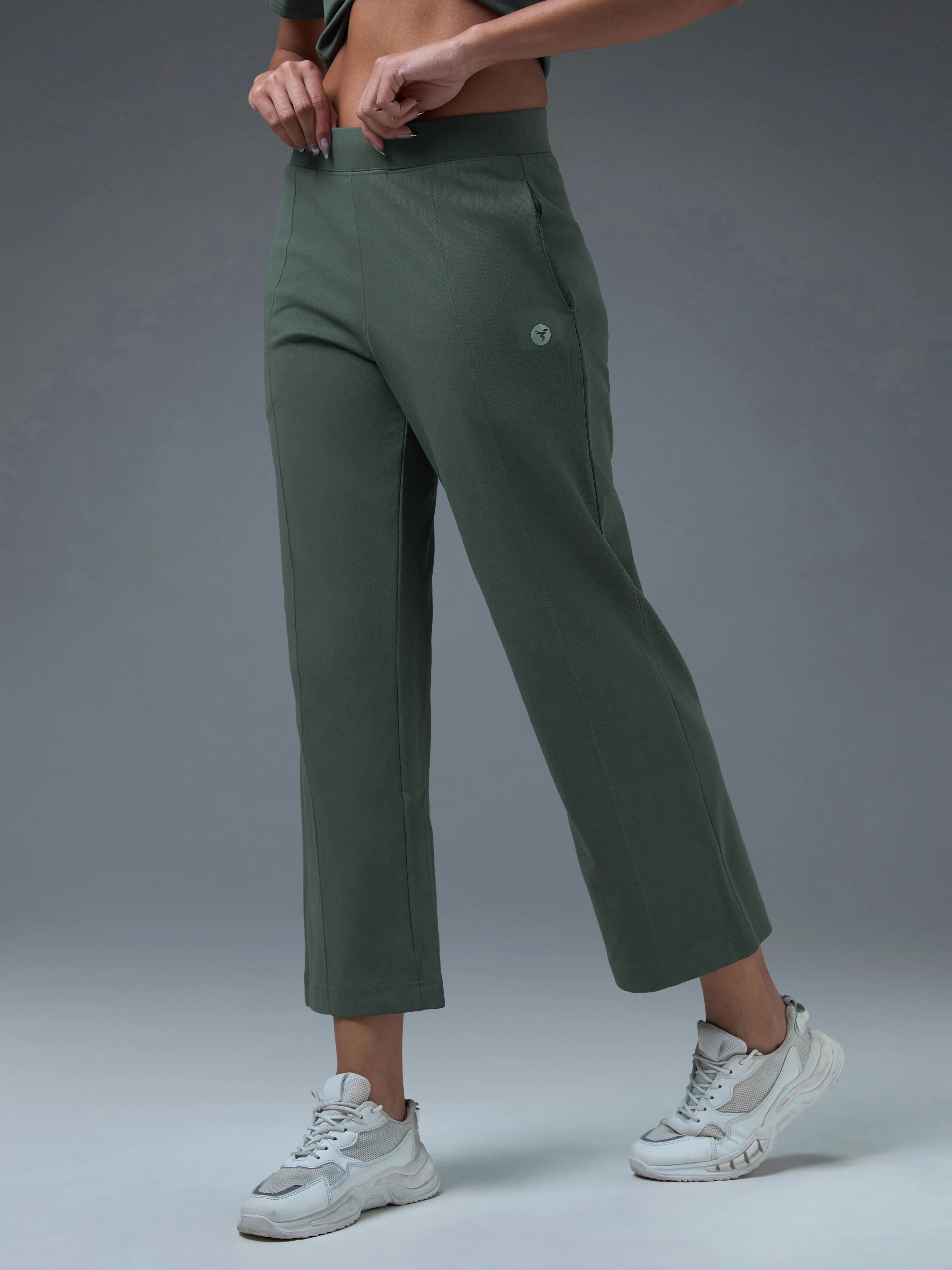 Women Relaxed Fit Sports Co-ord Set with ELASTO PLUS - Image 4