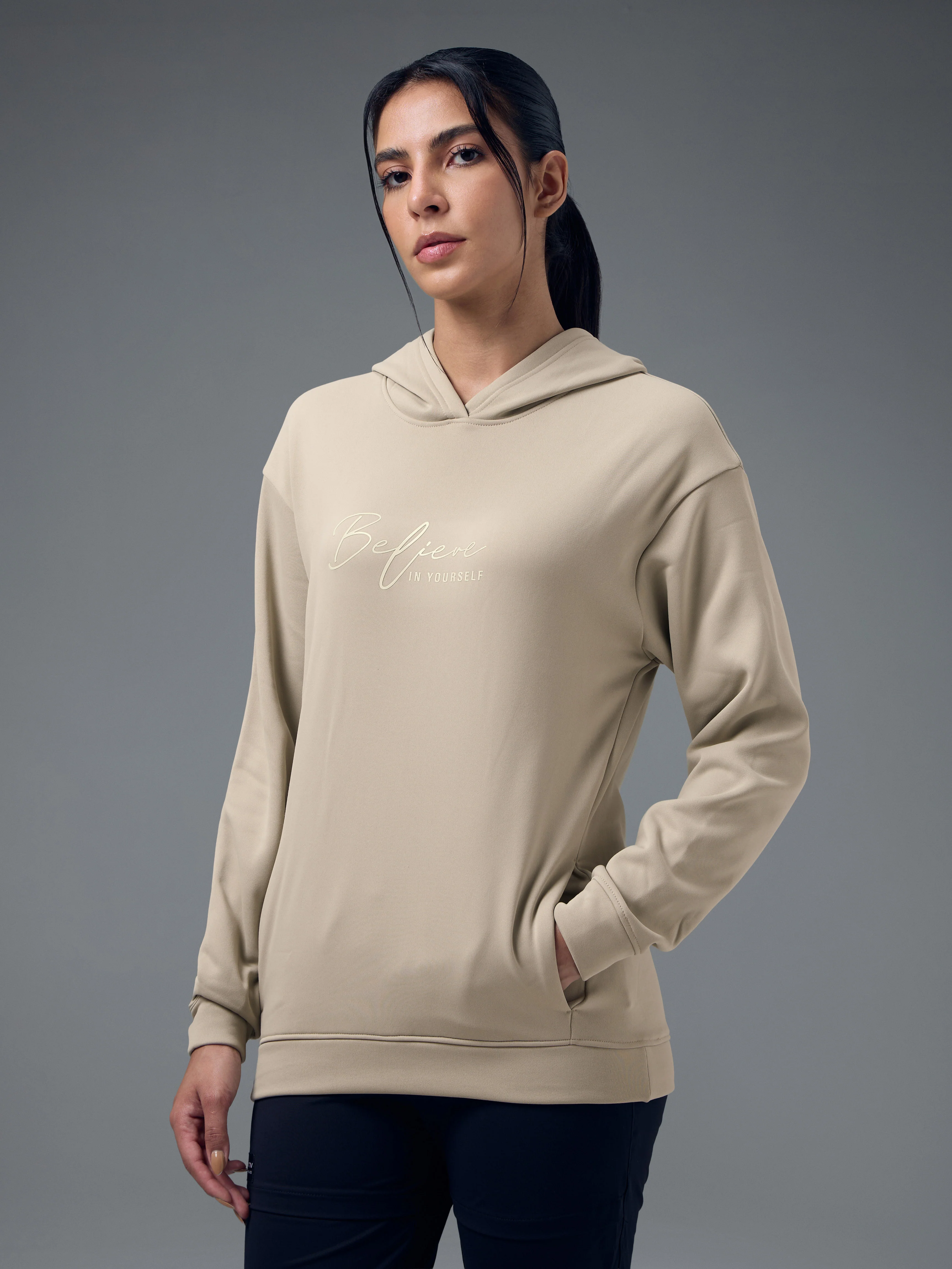 Women Slim Fit Hooded Sports Sweatshirt with TECHNOWARM+