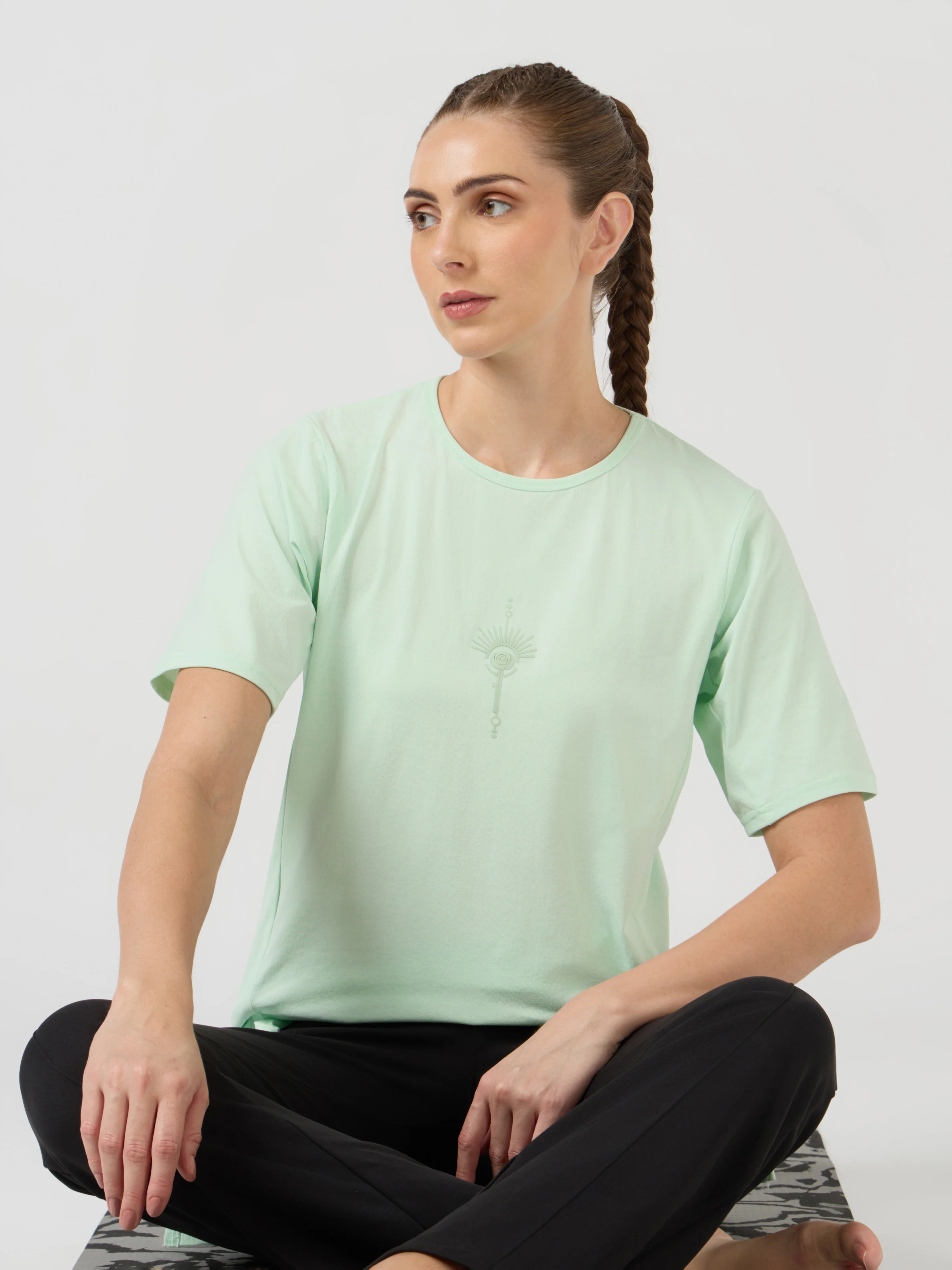 Women Slim Fit Mock Neck  Solid T-shirt with COTFLEX - Image 4