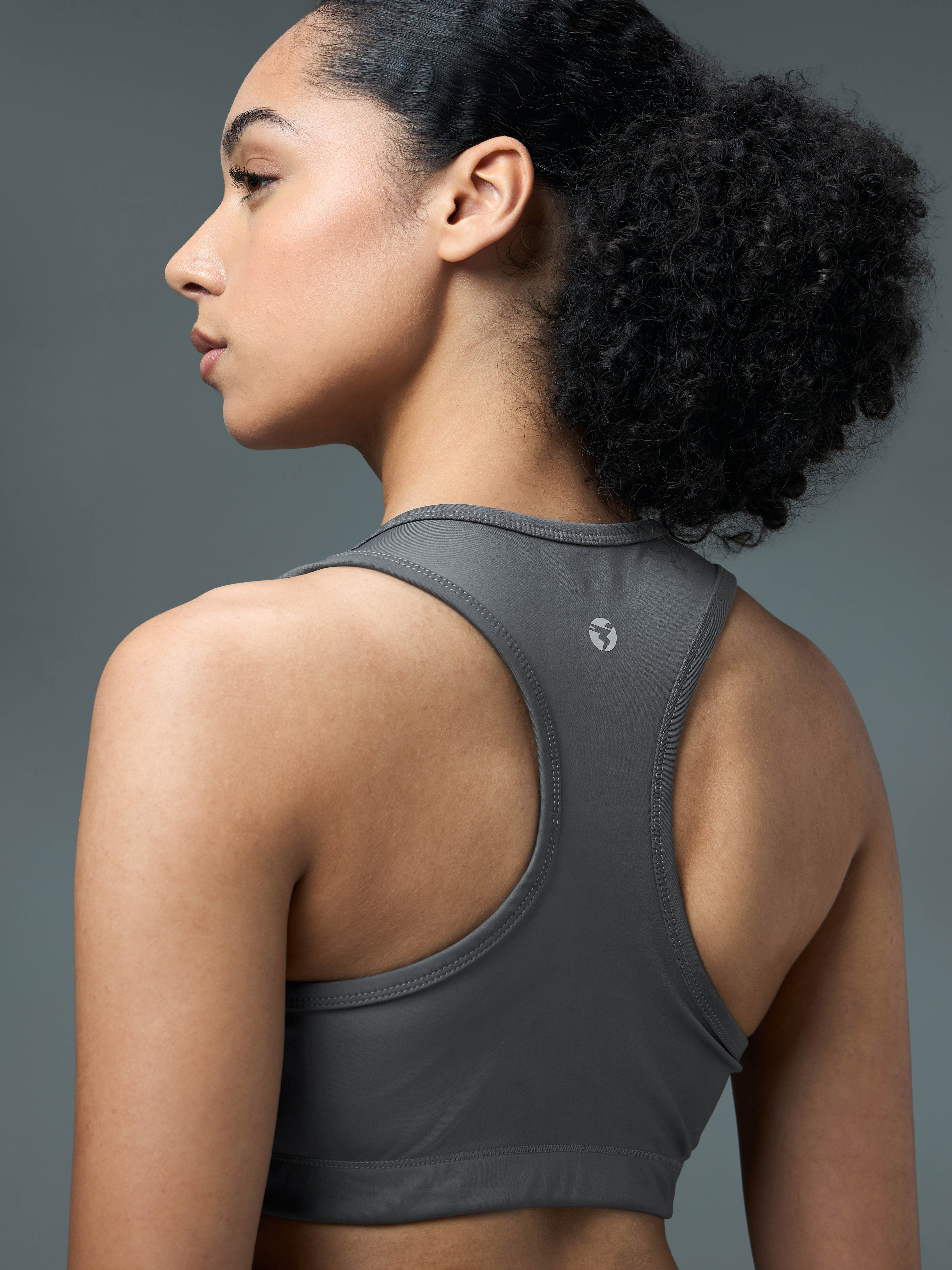 Women Slim Fit Scoop Neck Sports Bra with ELASTO PLUS for Training - Image 7