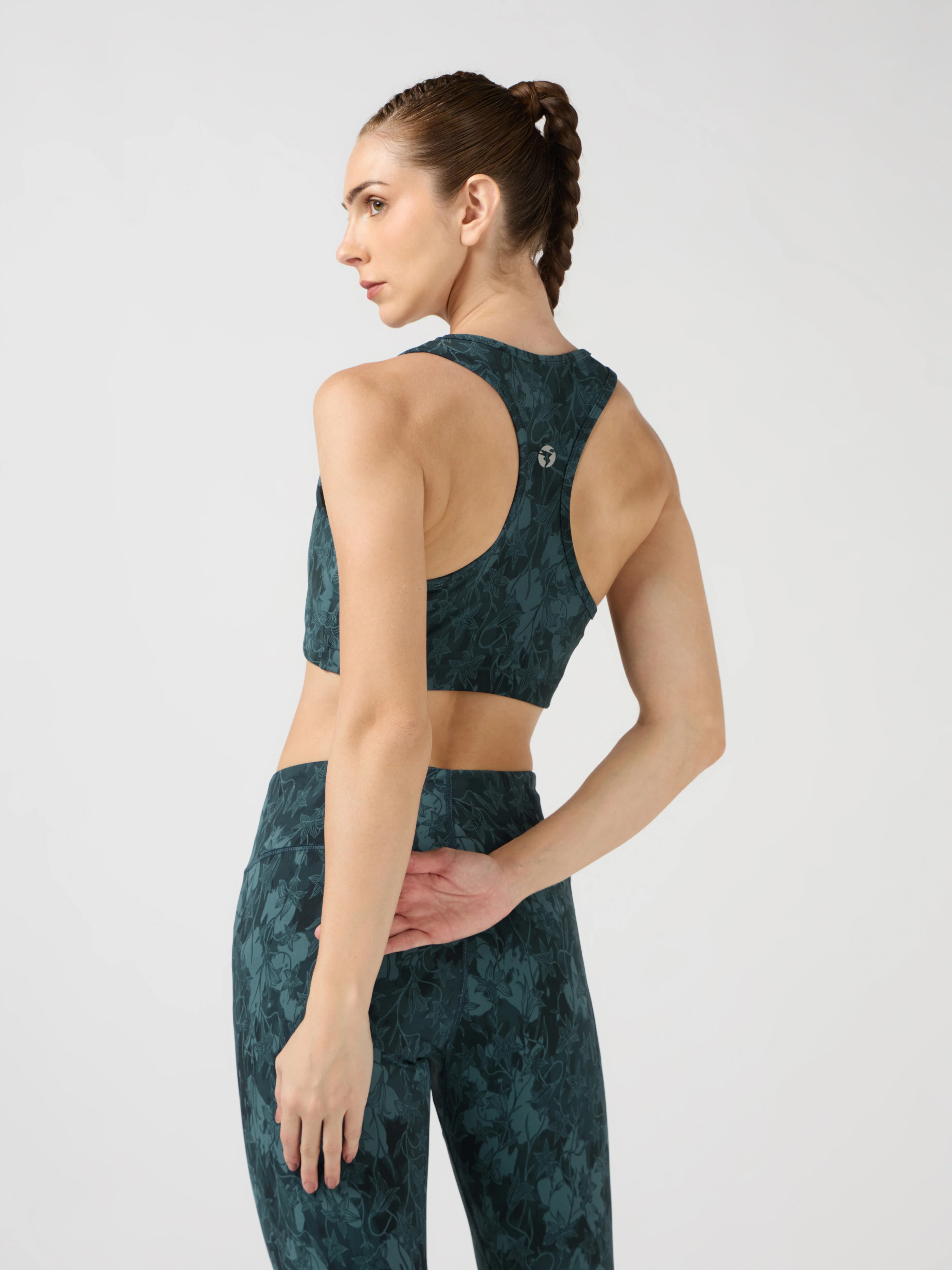 Women Slim Fit Scoop Neck Sports Bra with ELASTO PLUS - Image 3